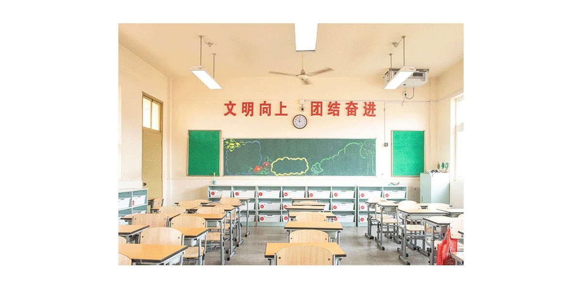 教室照明衛(wèi)生標(biāo)準(zhǔn)要達(dá)100％，那就選華輝照明準(zhǔn)沒(méi)錯(cuò)~