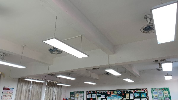 專業(yè)護航校園光明，維格教室燈助力科學防控近視